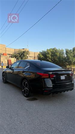 نيسان ألتيما